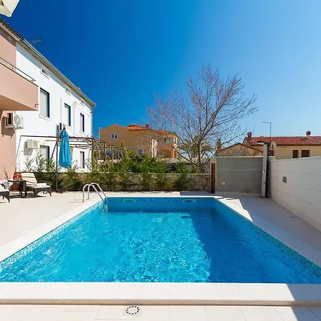 Miceli Holiday home *